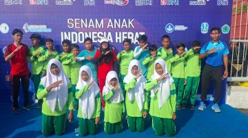 Senam Anak Indonesia Hebat SDN Duko Timur 1 Sukses Meriahkan Senam Akbar di Stadion Pamekasan